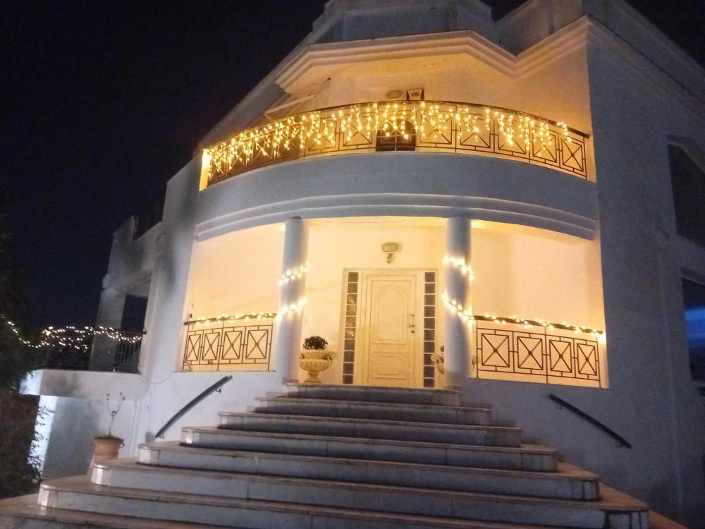 ΠΟΛΥΤΕΛΗΣ ΒΙΛΑ 8 - 10 ΑΤΟΜΩΝ ΣΤΗΝ ΠΕΡΙΟΧΗ ΑΕΡΟΔΡΟΜΙΟΥ ΘΕΣΣΑΛΟΝΙΚΗΣ