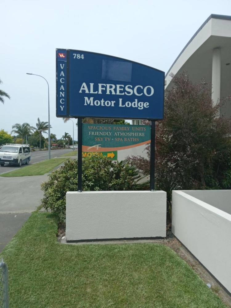 Alfresco Motor Lodge