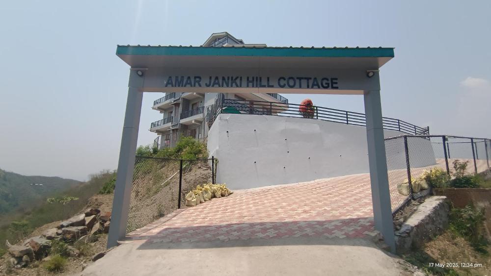 Amar Janki Hill Cottage