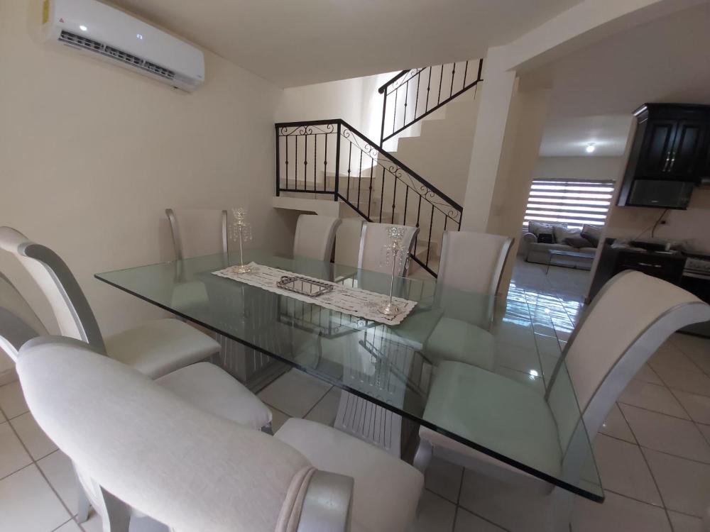 Casa con alberca compartida Netflix Disney Amazon TV