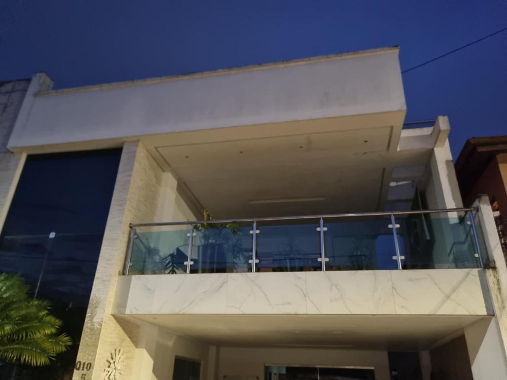 Casa Top em Condomínio