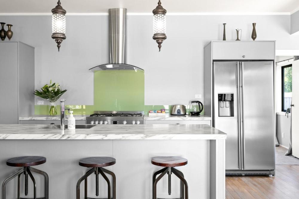 Central Family Home 5 min to CBD!