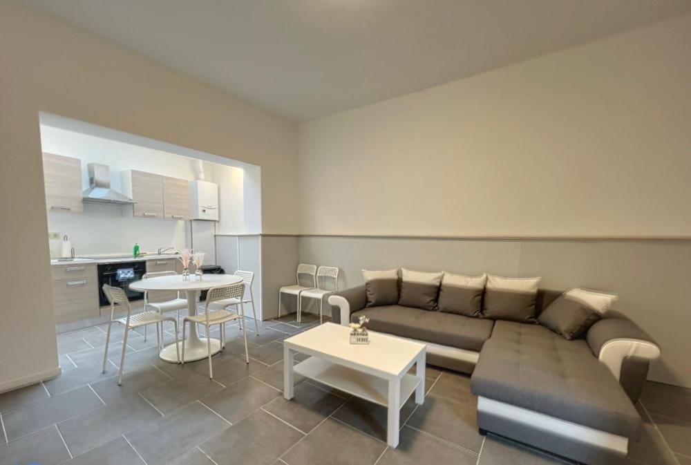 Charbex 2 Bruxelles-Charleroi-airport