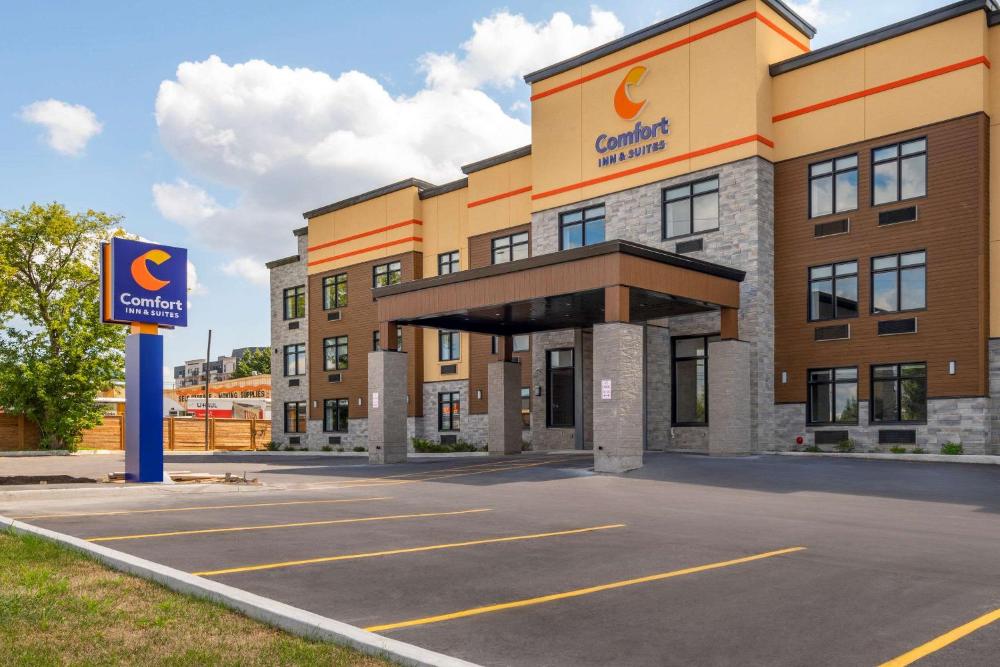 Comfort Inn & Suites