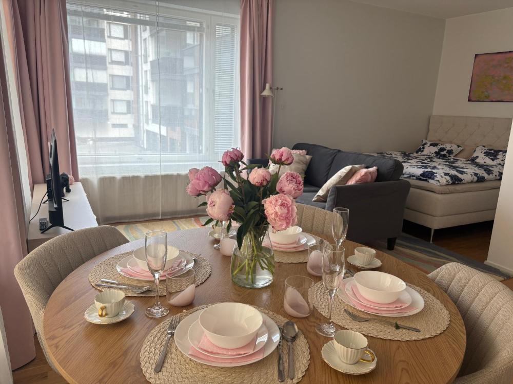 Comfy home, moottorisänky, kuivausrumpu, wifi