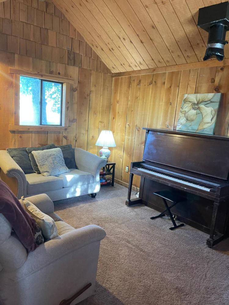 Cozy Cottage off Salmon River Tributary, in Town