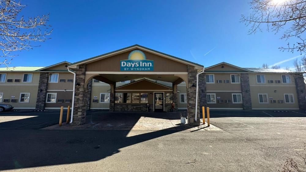Days Inn & Suites by Wyndham Gunnison