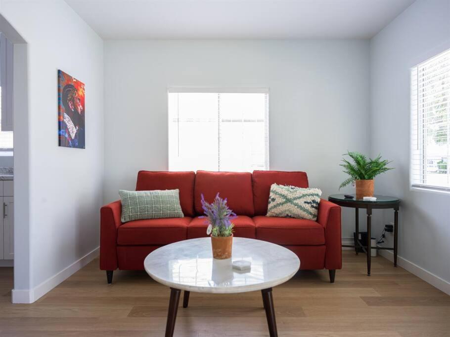 Family Renovated Home, Netflix, AC, WD, Putt Putt