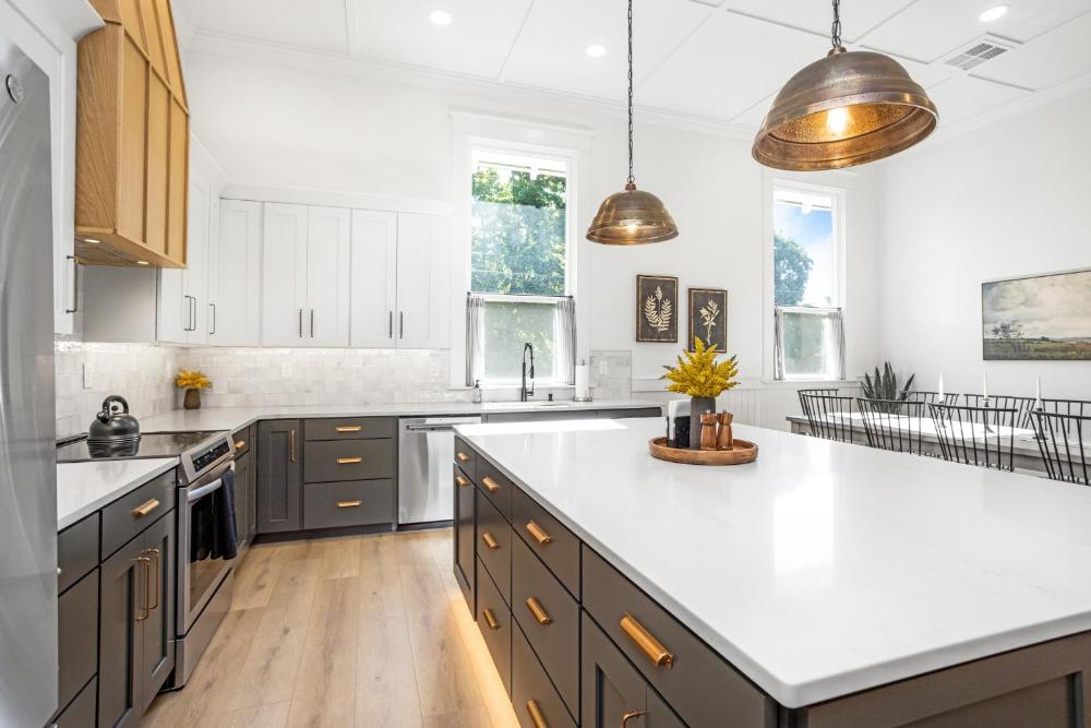 Heritage Heights-Close to Downtown & Pioneer Park