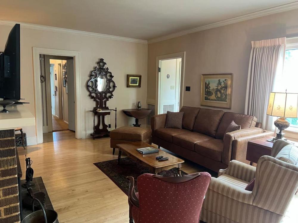 Historic McDowell House Antique Charm by Hospital