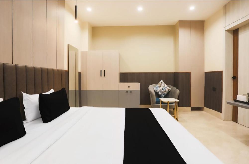 Hotel heritage plaza