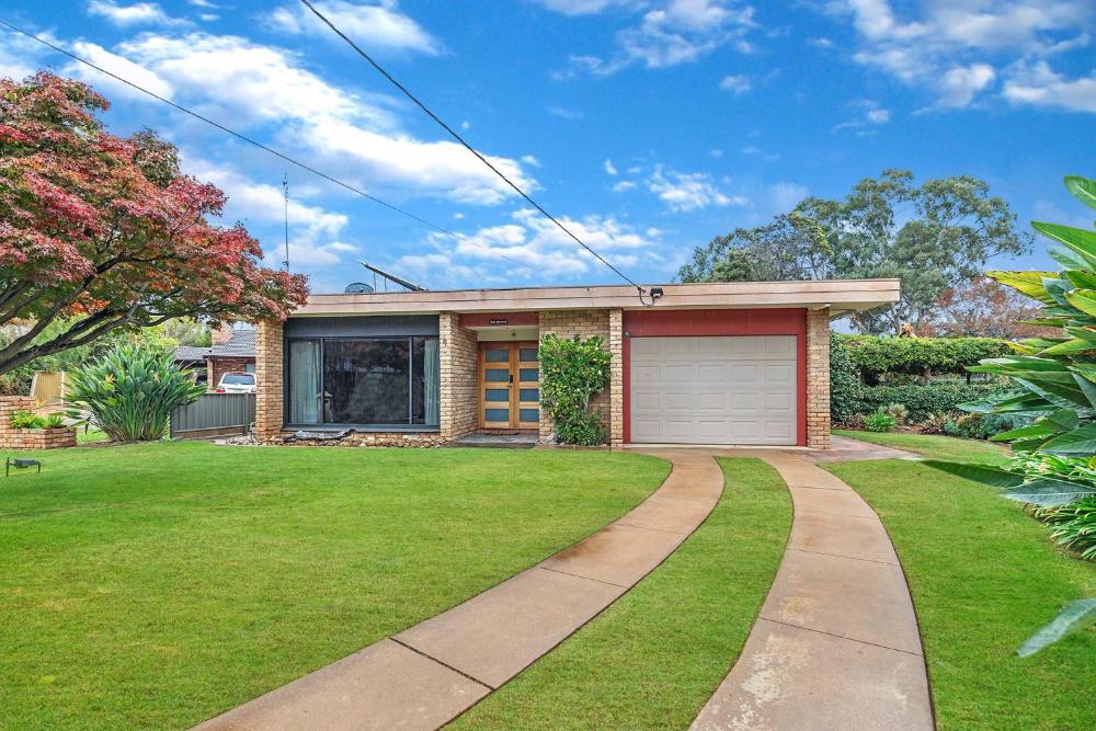 Jensen House - Retro Style with a modern update