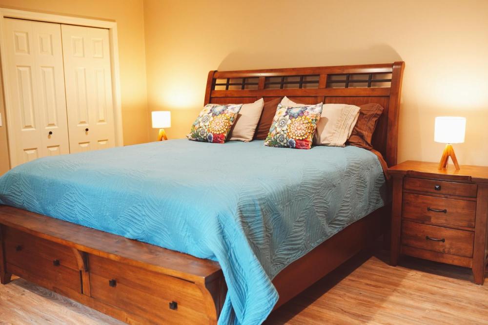 Lakeshore Lodging Apartment F