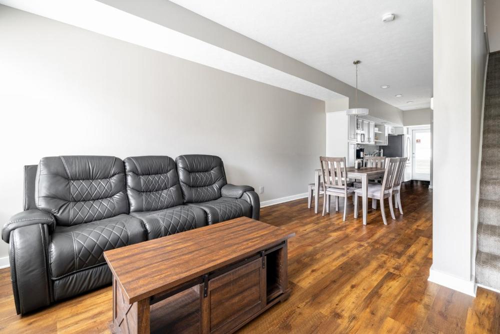 Luxury Downtown Townhome Unit 7