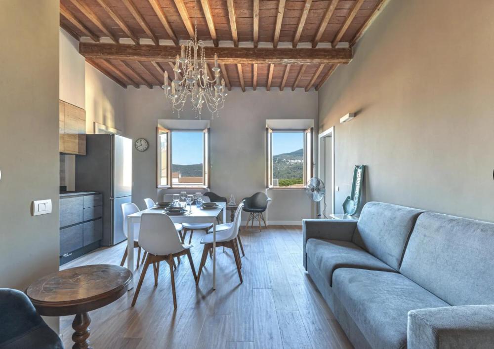 Maison Carol, moderna e luminosa in centro e vicino al mare