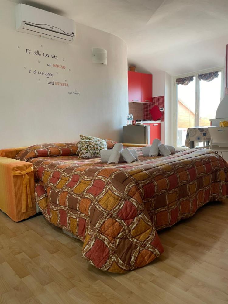 Monolocale ad uso ESCLUSIVO