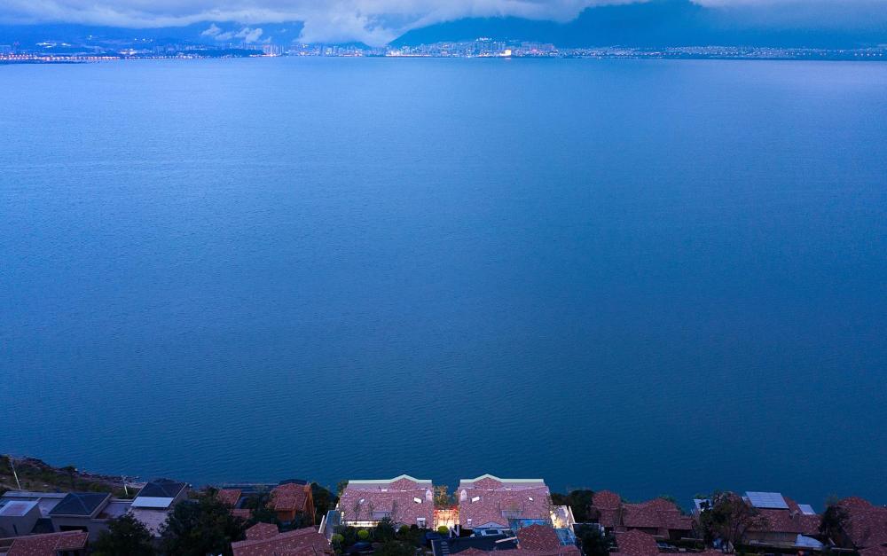 Mont XIX Villa - Panoramic Sea & Mountain View
