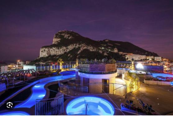 Ocean Spa Plaza Luxury Suite