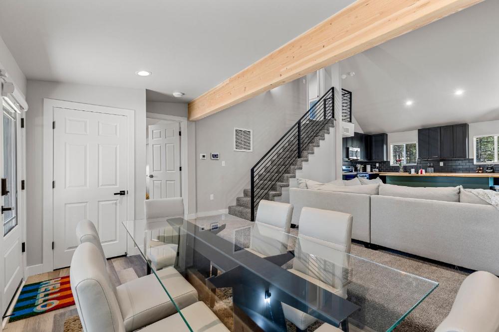 Pine Del 3BDR Home in Forested Flagstaff