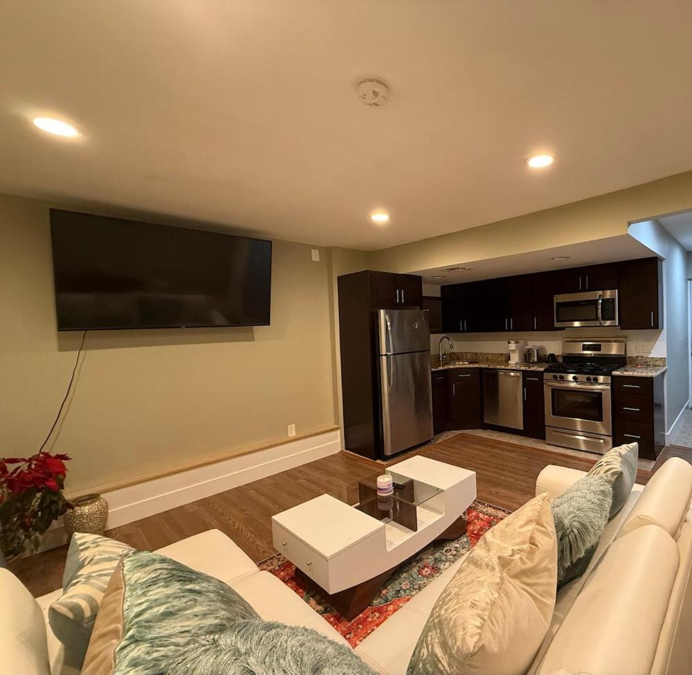 Private Guest House-Lake Ronkonkoma