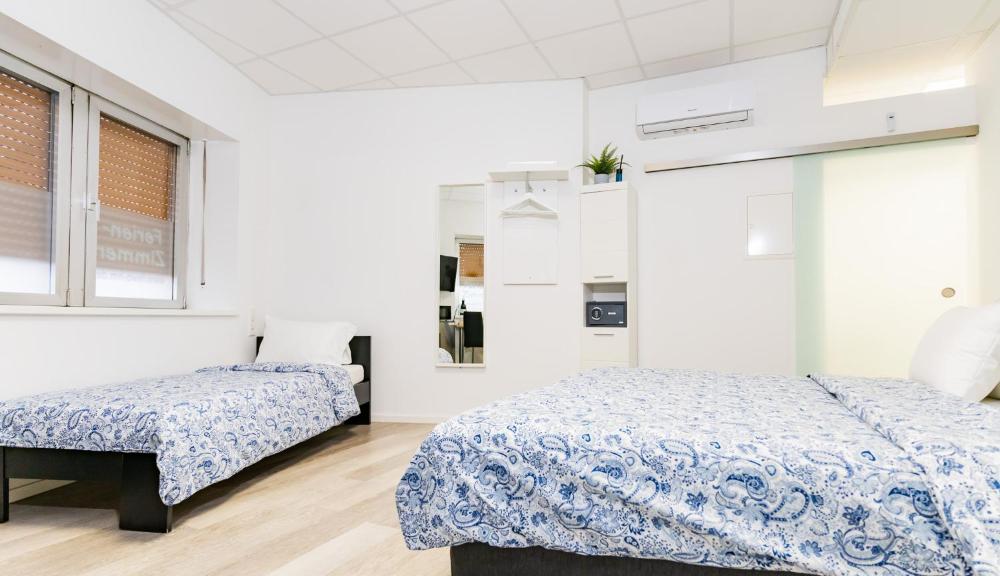 Private room #2 with King size & Single, ground floor, AC, 2min to RAB