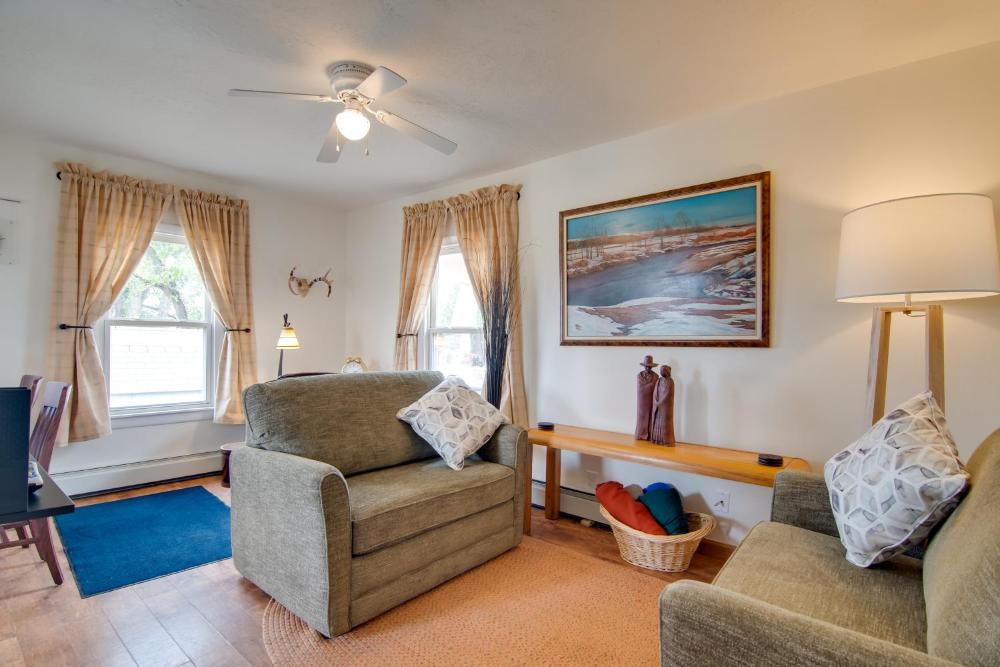 Red Gates Cottage 3 Miles to University!