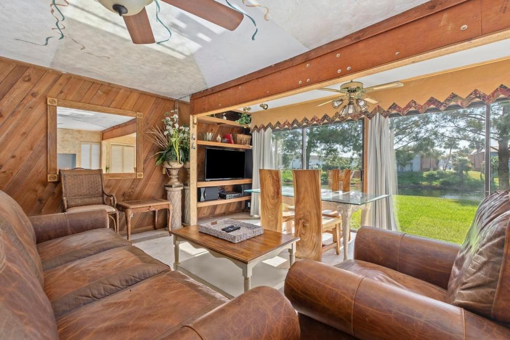 Sandy Beaches-3 Pools-Pet Friendly