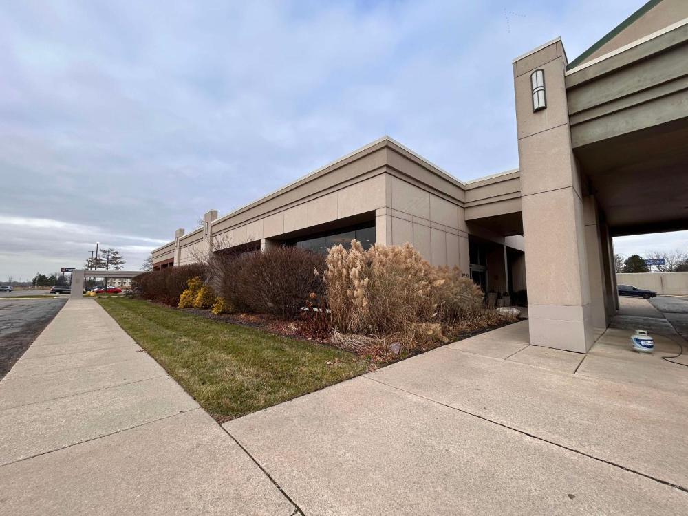 Skyline Hotel Detroit Airport, SureStay Collection by Best Western