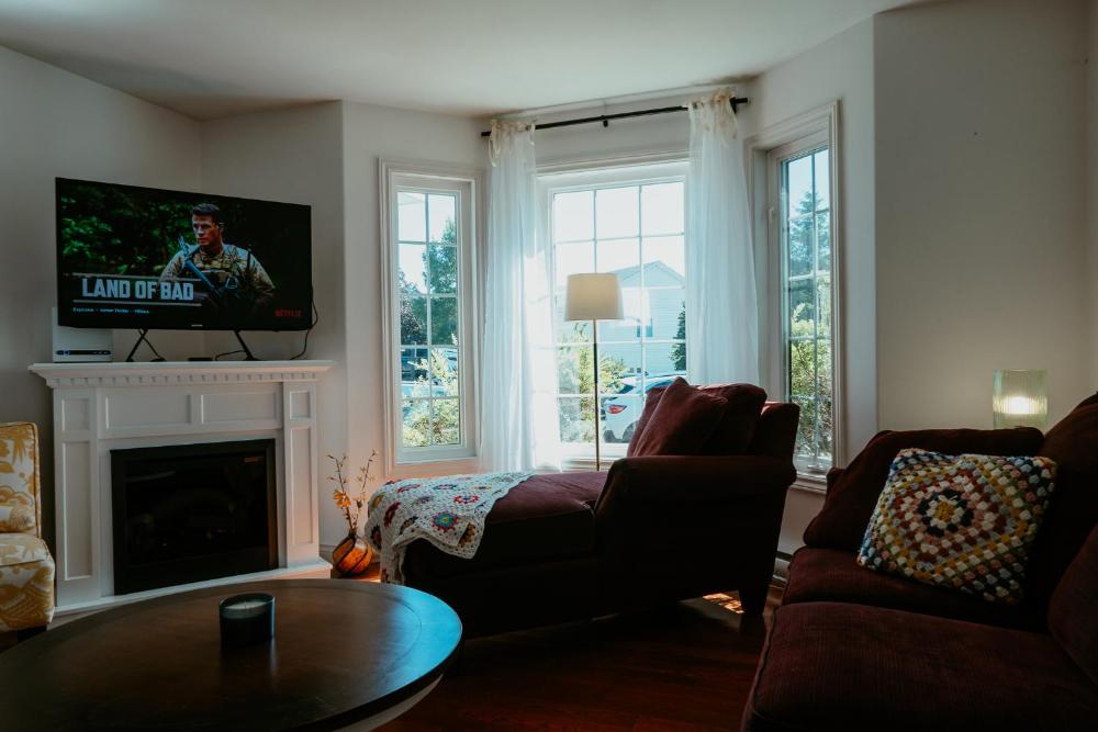 St Johns Retreat Terrace 3 BR & 2 Baths