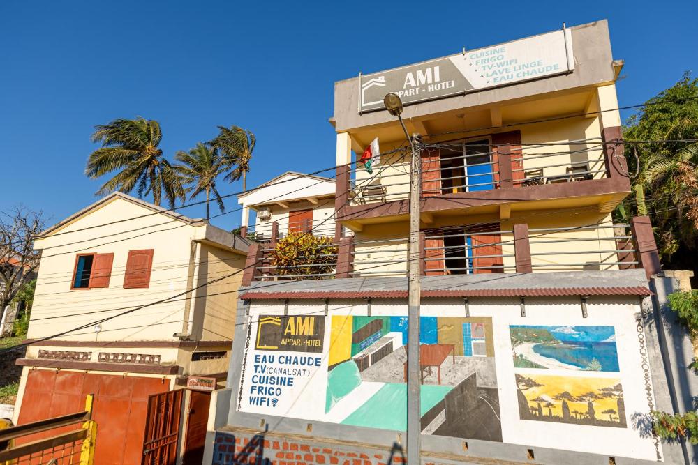 Studio Familial (AMI Appart-Hotel) - Taolagnaro