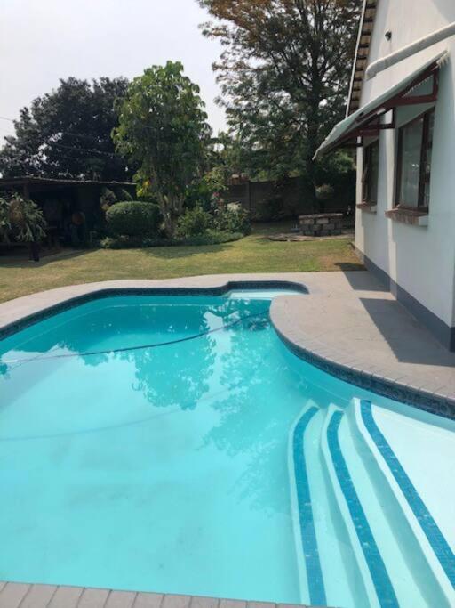 Welcoming One Bedroom Flatlet with Pool