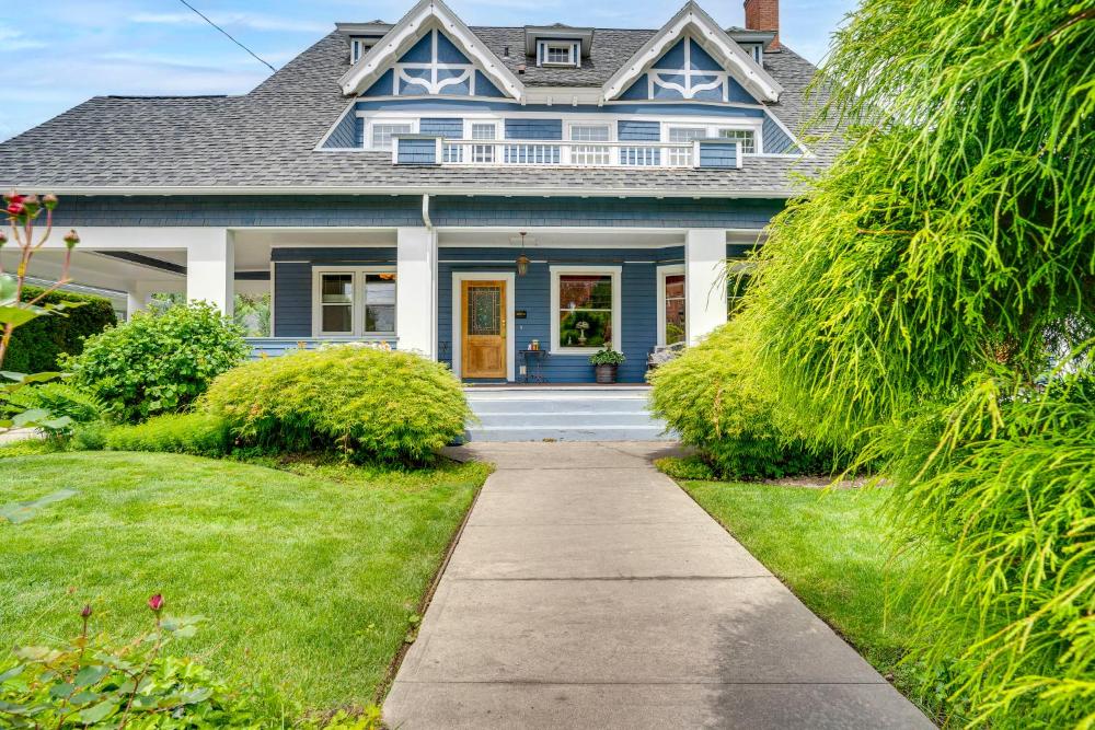 Wine Country Home with Yard Walk to Downtown!