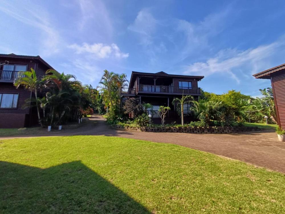 Wooden Townhouse close to Ramsgate Beach Basisha