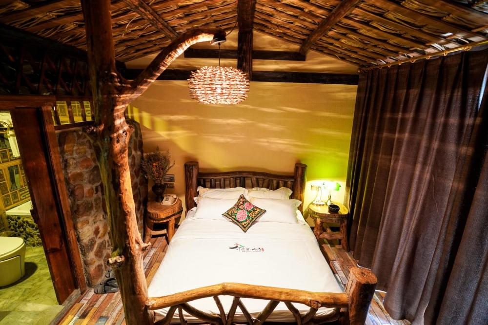 Zhangjiajie Hehua Airport Resort-Free pick-up